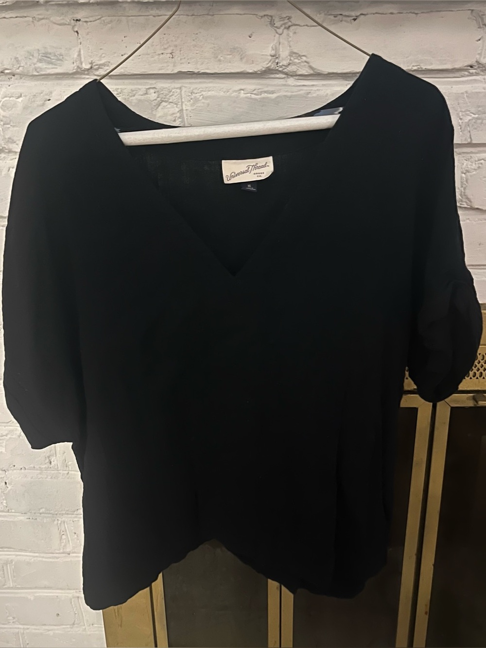 Universal Thread Black Knit V-Neck Short Sleeve Top